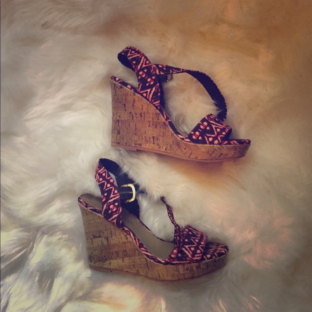 Wedges patterned